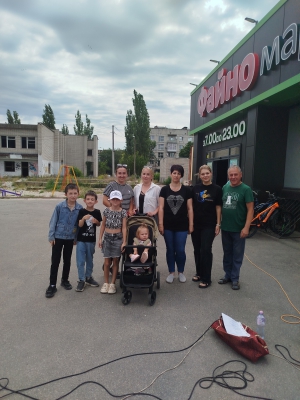 Творчі волонтери міста, що окрилює зібрали кошти для потреб військової частини, де служить наш земляк Роман Секмедин
