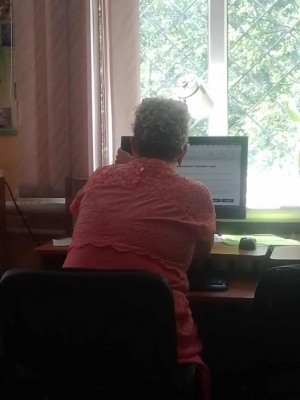 У інформаційно-ресурсному центрі Центральної публічної бібліотеки Маловисківської громади  відвідувачам допоможуть оформити необхідні документи он-лайн