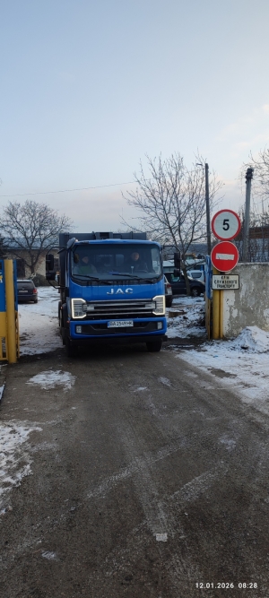 На маршруті  по збору ТПВ у Маловисківській громаді  -  новий сміттєвоз