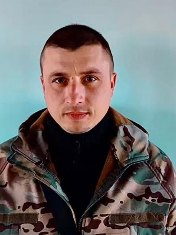 Сум і біль, хоч квітує весна &ndash; Маловисківська громада втратила Захисника Дмитра Булата