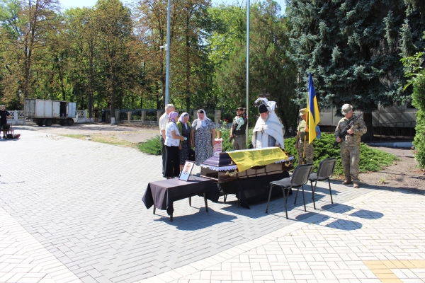 25 серпня Маловисківська громада попрощалася із Захисником  Андрієм Олійником