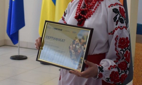 На Кіровоградщині ветерани війни та родини полеглих Захисників і Захисниць України отримали сертифікати на придбання житла