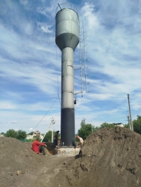 По вулиці  Містечковій у м.Мала Виска проводяться роботи по встановленню нової водонапірної башти